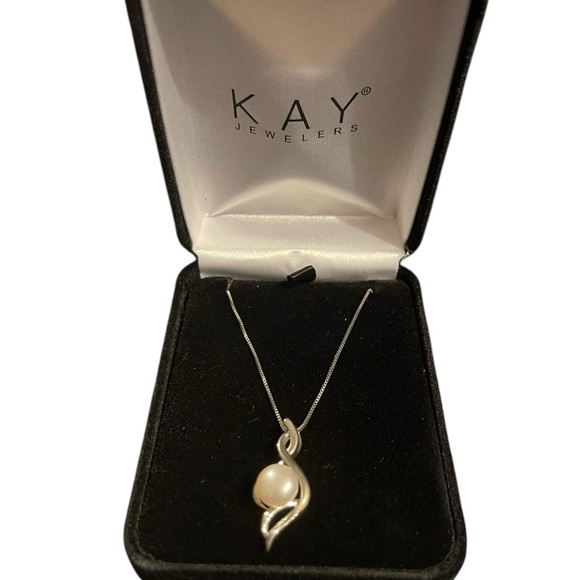 925 Silver Caged Pearl Pendant Necklace NIB - Picture 2 of 4